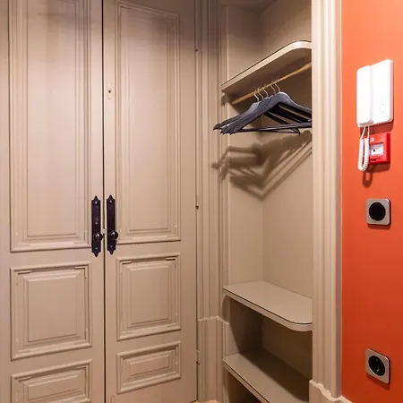Appartement Victoria Art Nouveau Townhouse *